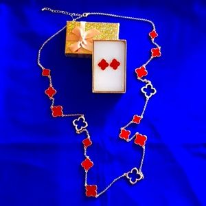 New 14K Gold plated Clover Lucky Necklace With Earrings.